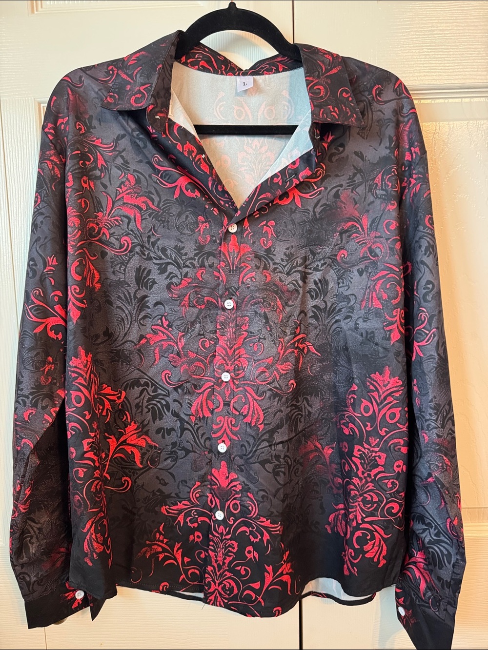 Men's Black & Red Floral Dress Shirt - Stylish Long Sleeve Button-Up